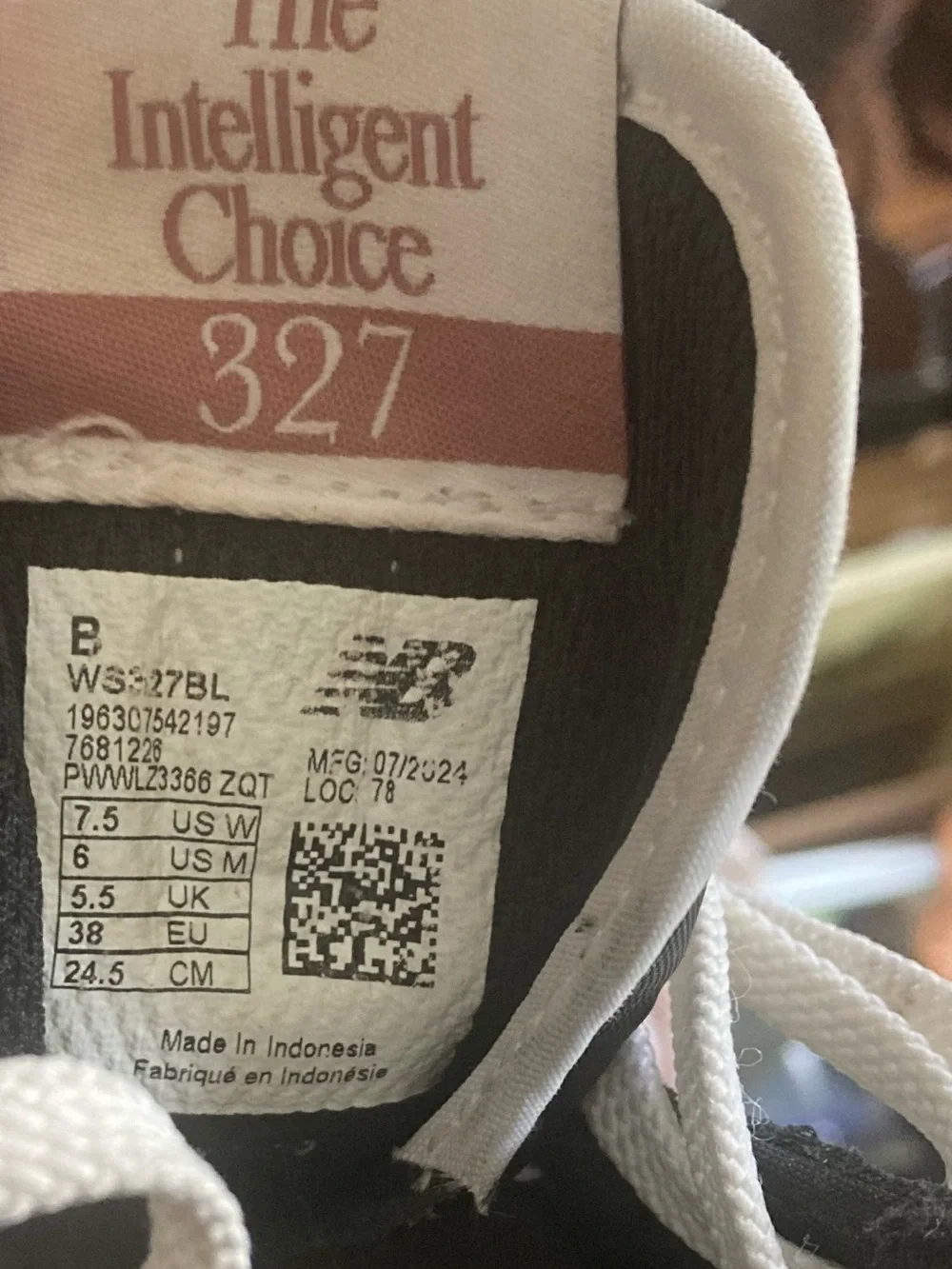 New Balance 327 Black Sneakers with White 'N' Logo Women's Size 7.5